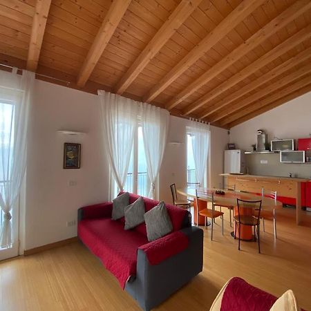 Luxury Penthouse With Big Terrace Argegno Exterior foto