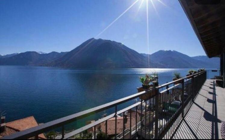 Luxury Penthouse With Big Terrace Argegno Exterior foto